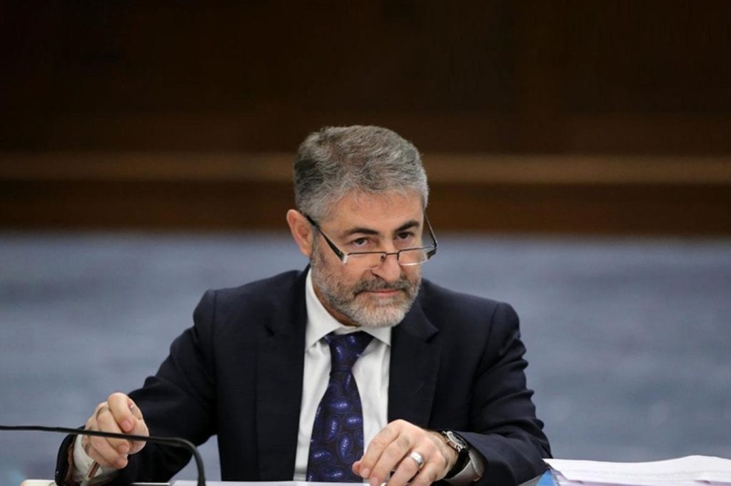 Bakan Nebati: Depremi bu ülkeye hissettirmedik