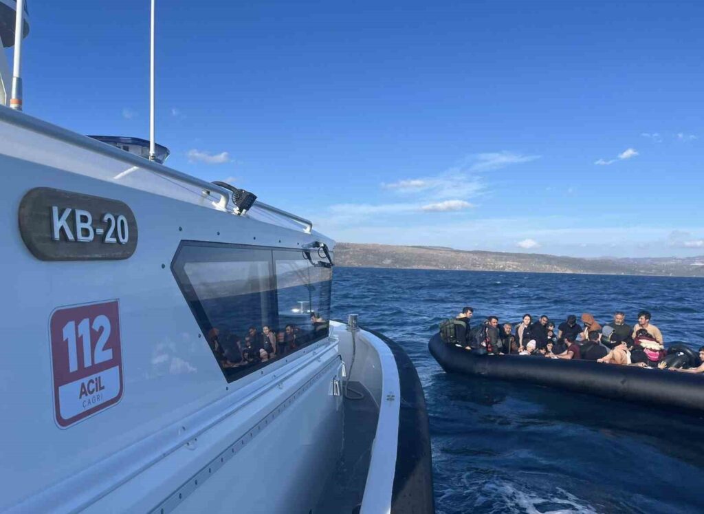 Ayvacık açıklarında 51 kaçak göçmen yakalandı: 25’i çocuk