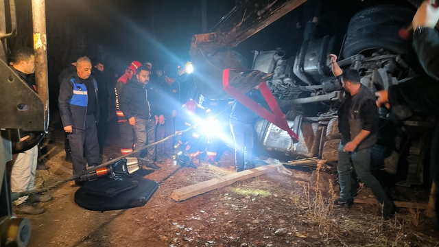 Malatya’da tırın çarptığı polislerden 1’i şehit oldu, 1’i yaralandı