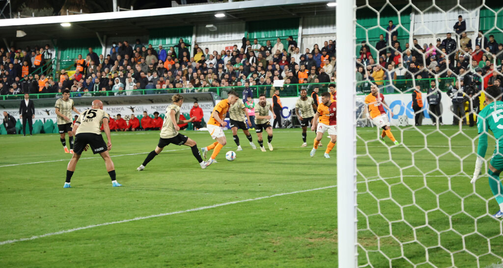 Galatasaray, Bodrum FK’yı 1-0 mağlup ederek liderliğini sürdürdü