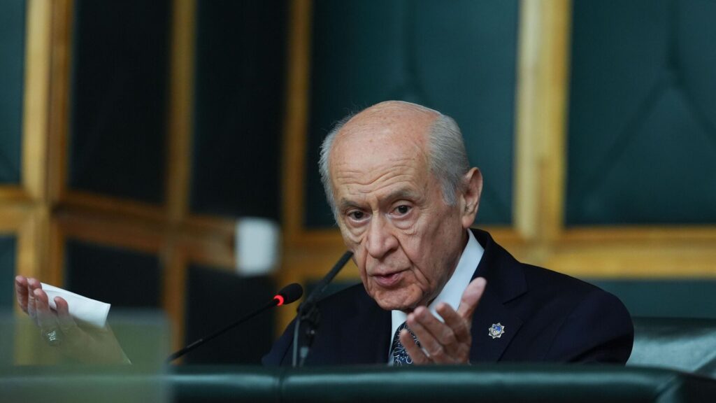 Bahçeli: “İmralı görüşmeleri hayırlı bir başlangıç olur” 