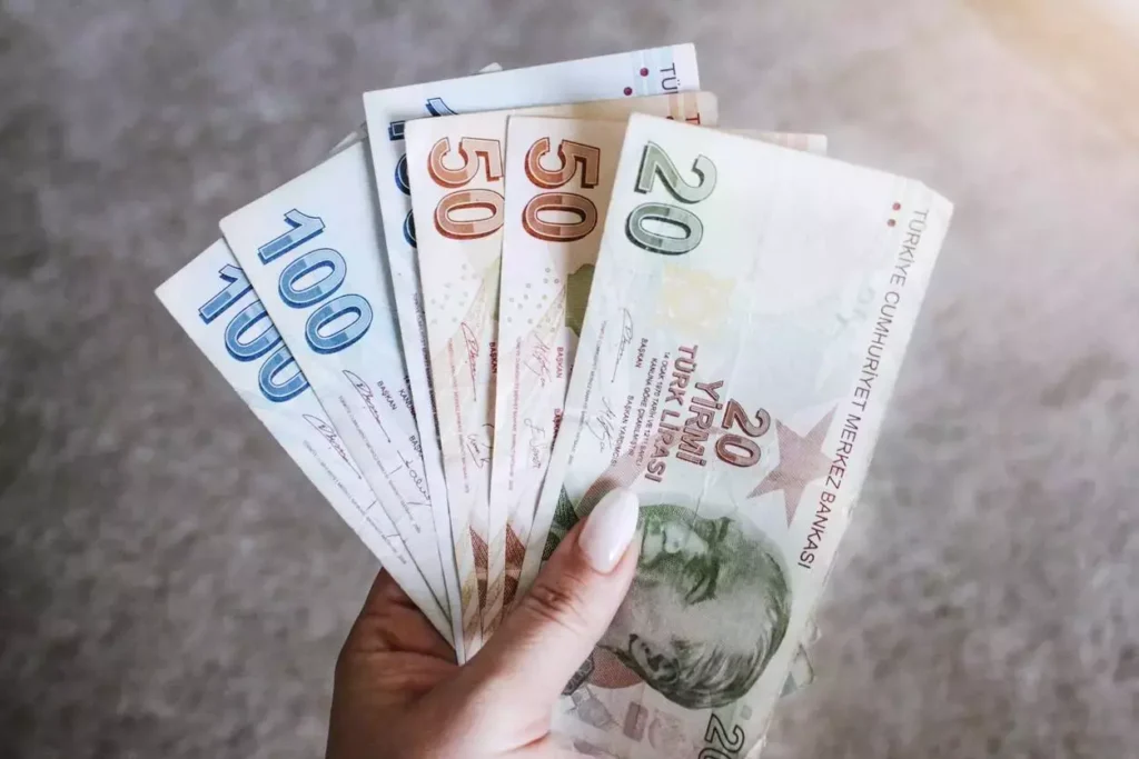 Asgari ücrette kritik toplantı: İlk rakamlar masaya geliyor 
