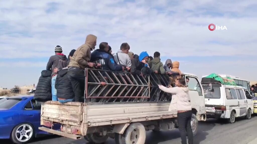 Esad rejiminin devrilmesiyle Şam’dan göç hareketliliği başladı