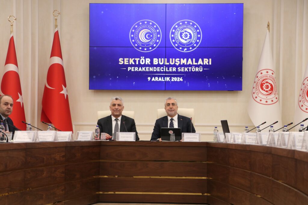 Ticaret Bakanı Bolat: “Fahiş fiyat ve fırsatçılığa karşı taviz yok” 