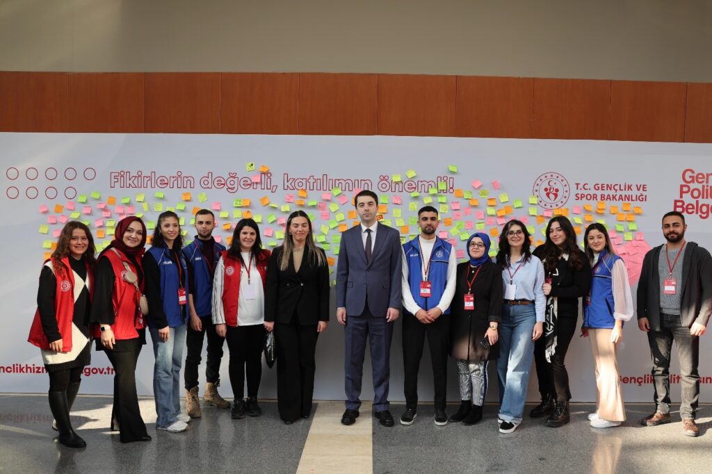 ‘Gençlik Politika Belgesi Vizyon Çalıştayı’ Ankara’da gerçekleşti 