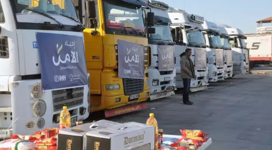 Suriye’ye 30 TIR insani yardım gönderildi