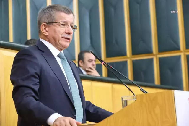 Ahmet Davutoğlu: “Türkiye için Kürtler bir tehdit değildir” 