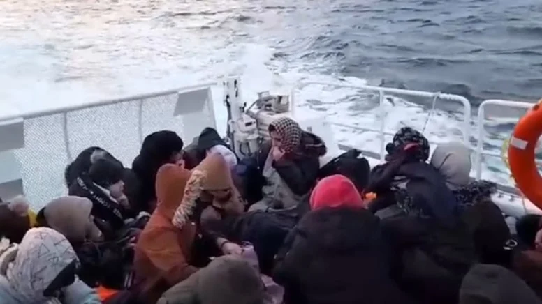 Ege Denizi’nde 32 düzensiz göçmen yakalandı