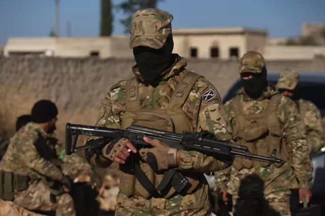 Muhalifler, Tel Rıfat’taki Minnığ Havaalanı’nı PKK/YPG’den aldı