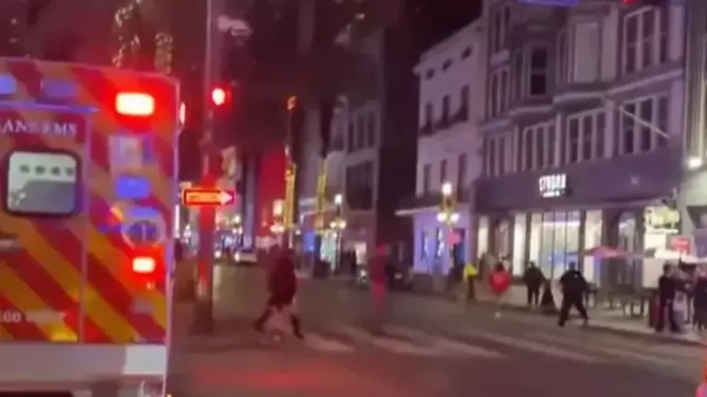 ABD’de dehşet: Araç kalabalığa daldı, 10 ölü 30 yaralı!