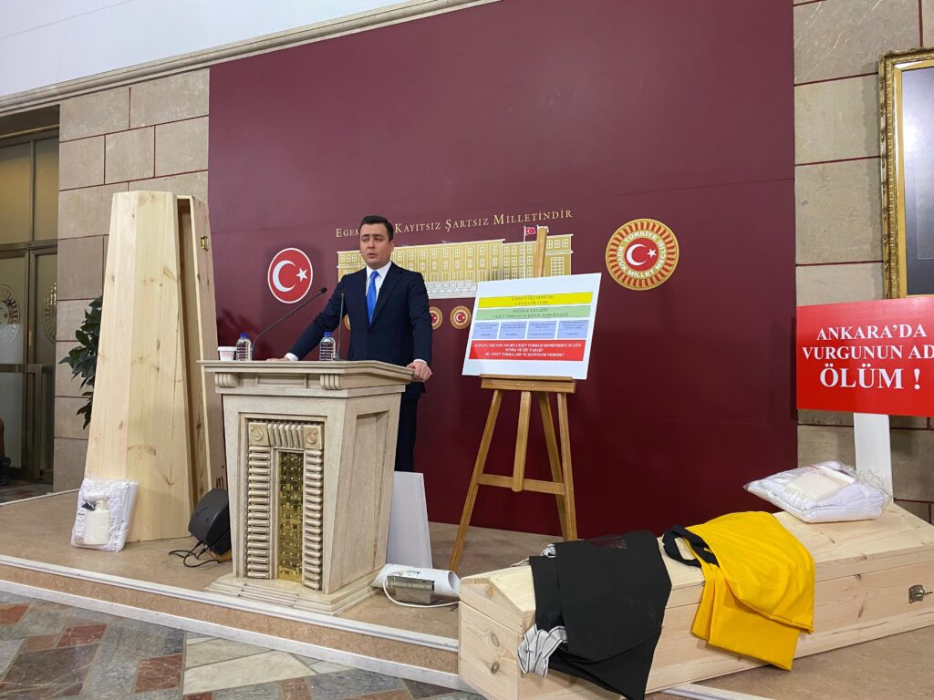 Osman Gökçek’ten ABB’ye yolsuzluk i̇ddiası: “Ceset torbaları nerede?” 