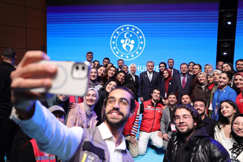 Gençler i̇çin tematik kış kampları başlıyor 