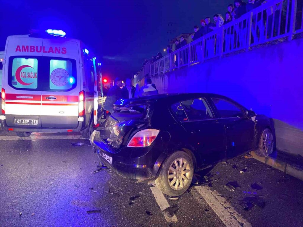 Düğün yolunda facia: Zincirleme kaza 6 yaralı!