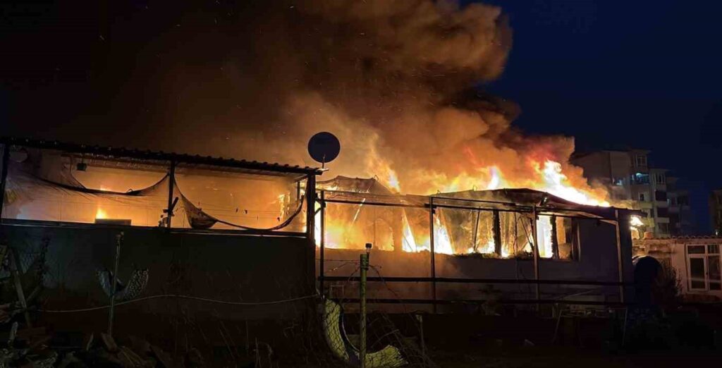 Tekirdağ’da prefabrik evde yangın paniği