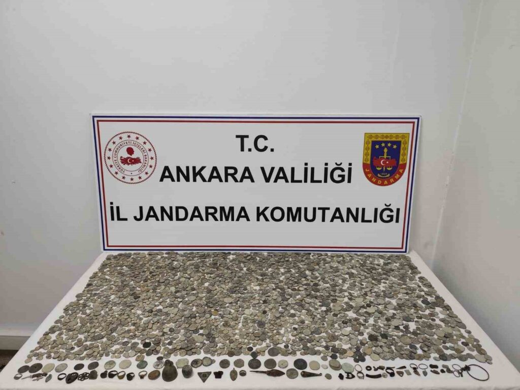 3 milyon lira değerinde tarihi eserler ele geçirildi