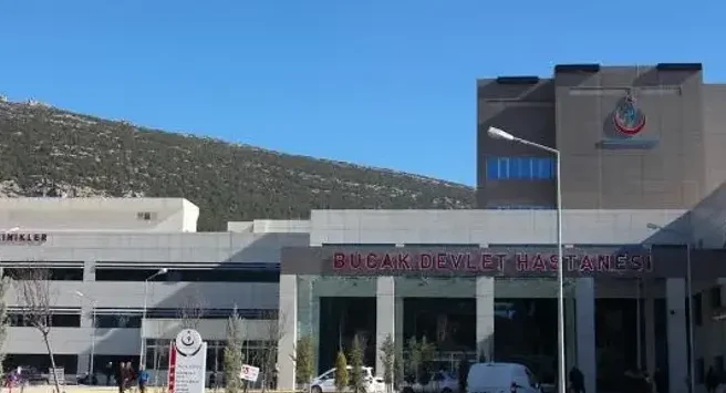 Bucak’ta sobanın üzerine tiner dökülmesi sonucu patladı: 1 yaralı!