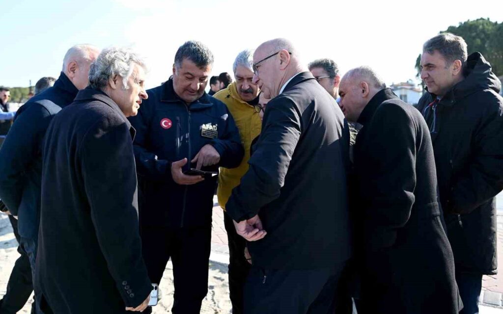 Kuşadası’nda olası tsunami etkilerine karşı incelemeler yapıldı