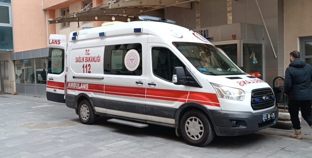 Batman’da iki genç arasında bıçaklı kavga!