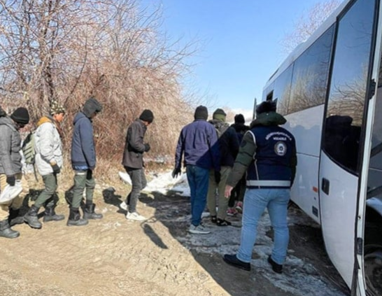 Edirne’de 12 düzensiz göçmen yakalandı