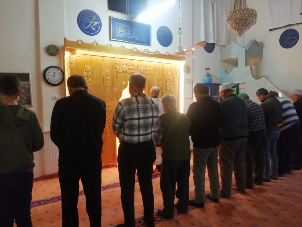 Aydın’da Ramazan heyecanı: Camilerde teravih bereketi