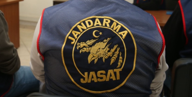 Antalya’da JASAT’tan operasyon: 212 aranan kişi yakalandı