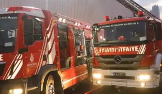 Ocakta unutulan yemek yangına neden oldu: Ev kullanılamaz hale geldi!