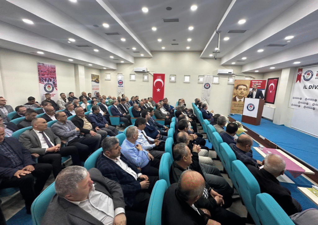 Eğitim-Bir-Sen Kırıkkale İl Divan Toplantısı Gerçekleştirildi