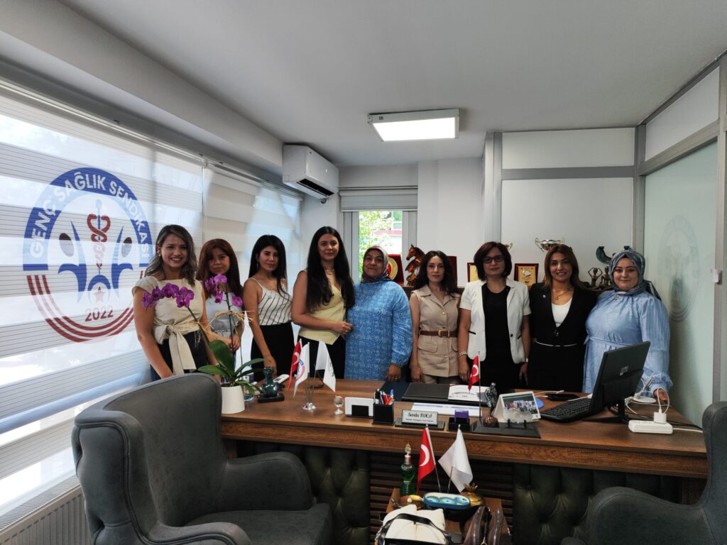 Genç Sağlık Sendikası Kadın Kolları’ndan güçlü buluşma 