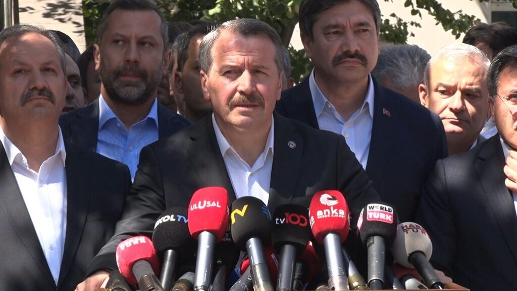 Memur-Sen ve Kamu-Sen’den Toplu Sözleşme Tepkisi: “Teklifi Reddediyoruz”