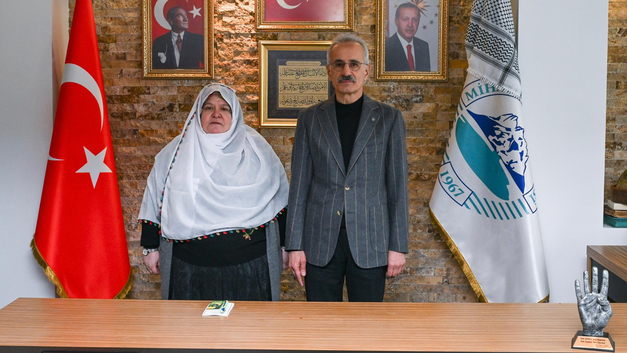 Bakan Uraloğlu’ndan Mihalgazi müjdesi: O yol en kısa sürede hizmete açılacak!