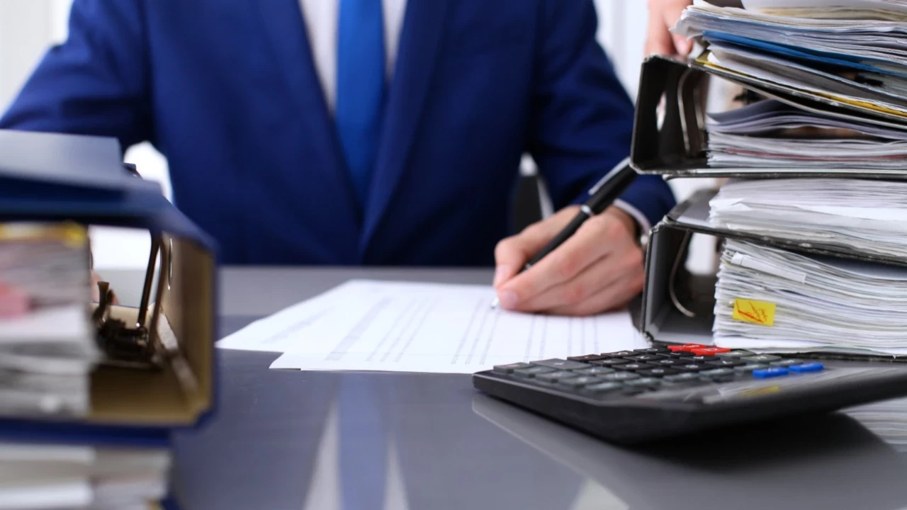 Türkiye’de memur sayısı gerçekten fazla mı? Rakamlar şaşırtıyor 