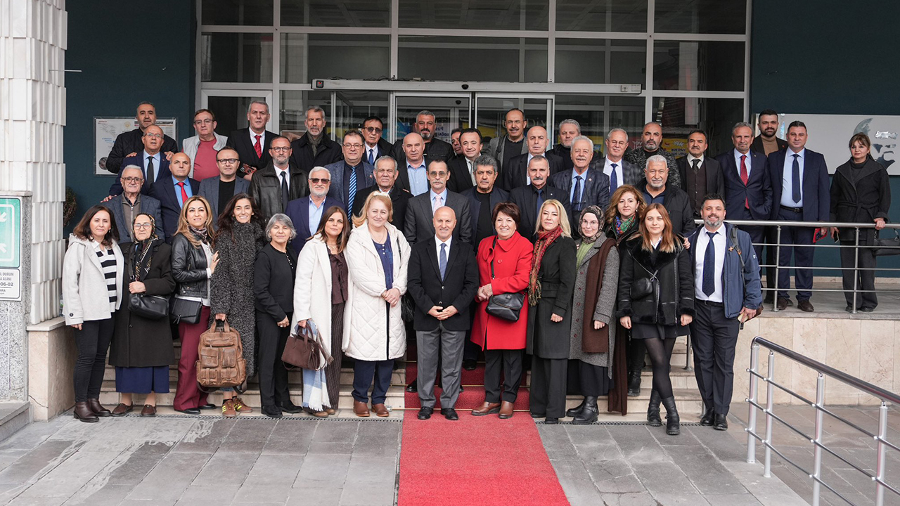 Erdal Beşikçioğlu: Yerel medyanın güçlenmesi demokrasinin güçlenmesidir