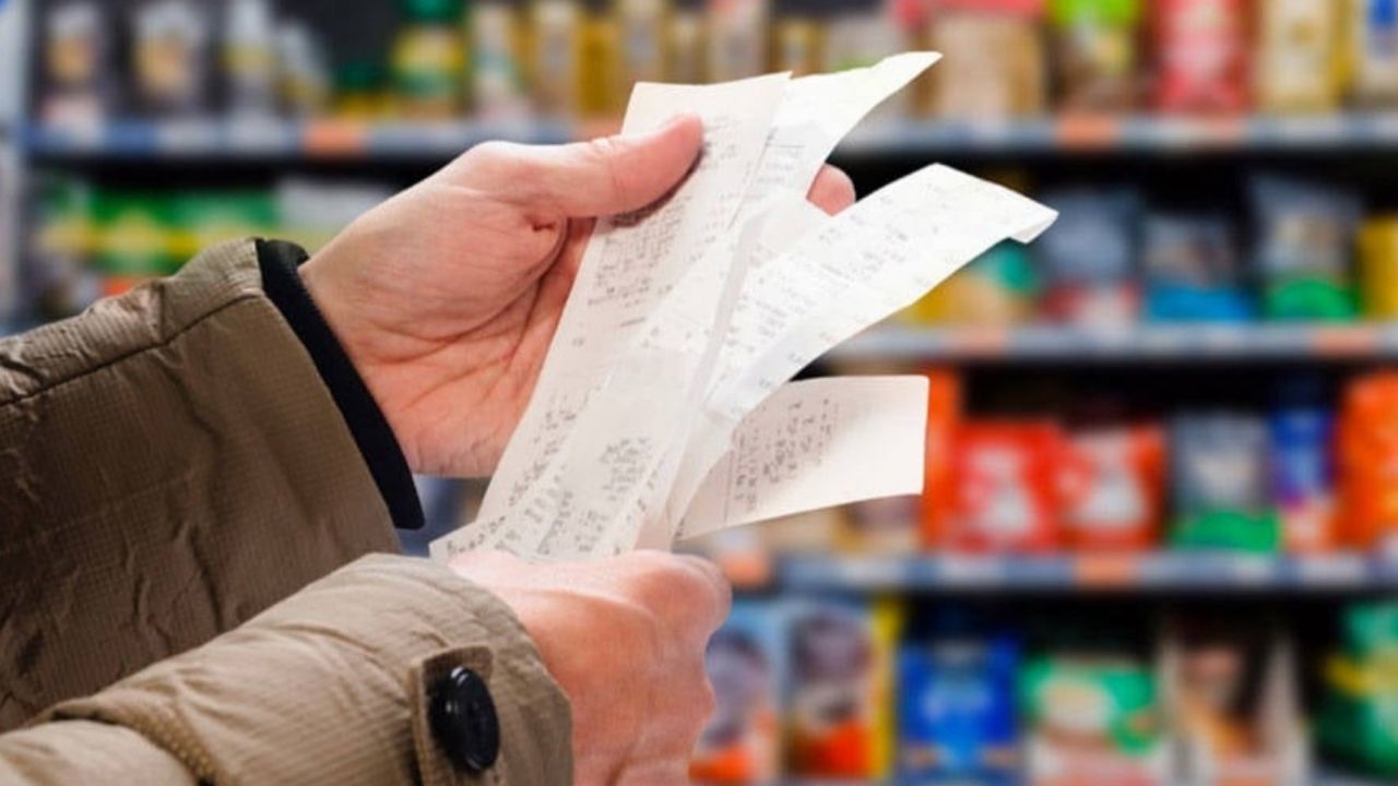 Açlık sınırı 32 bin TL’yi geçti! Dört kişilik aile için yoksulluk sınırı 105 bin TL’yi aştı 