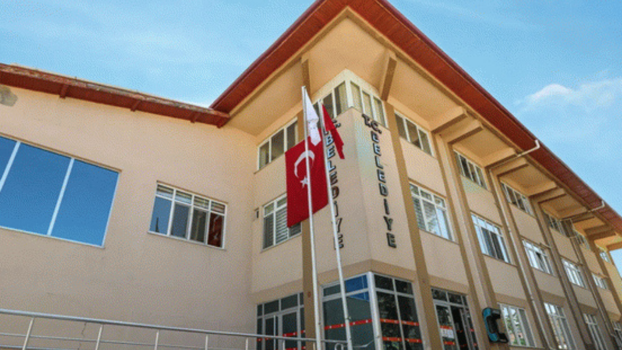 Burdur Belediyesinden memurlara tavan zam!  