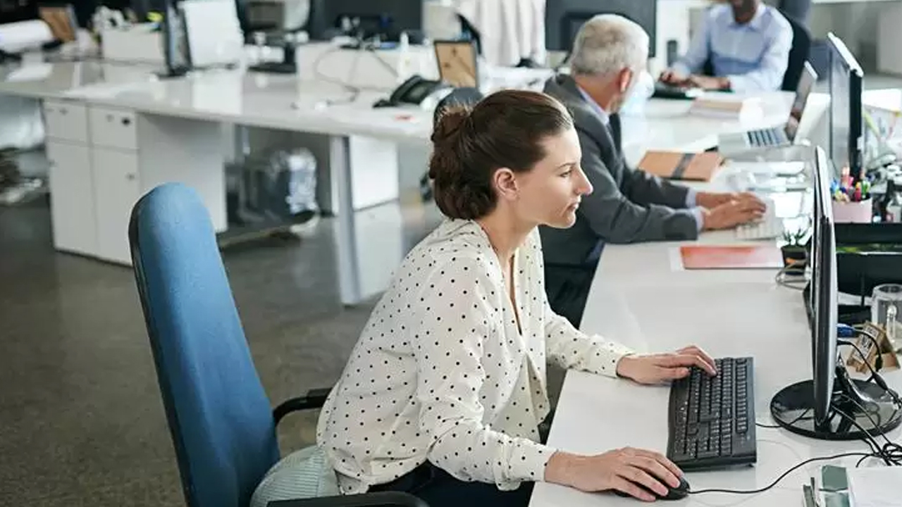 Memurlara yılda iki kez asgari ücret tutarında ödeme teklifi