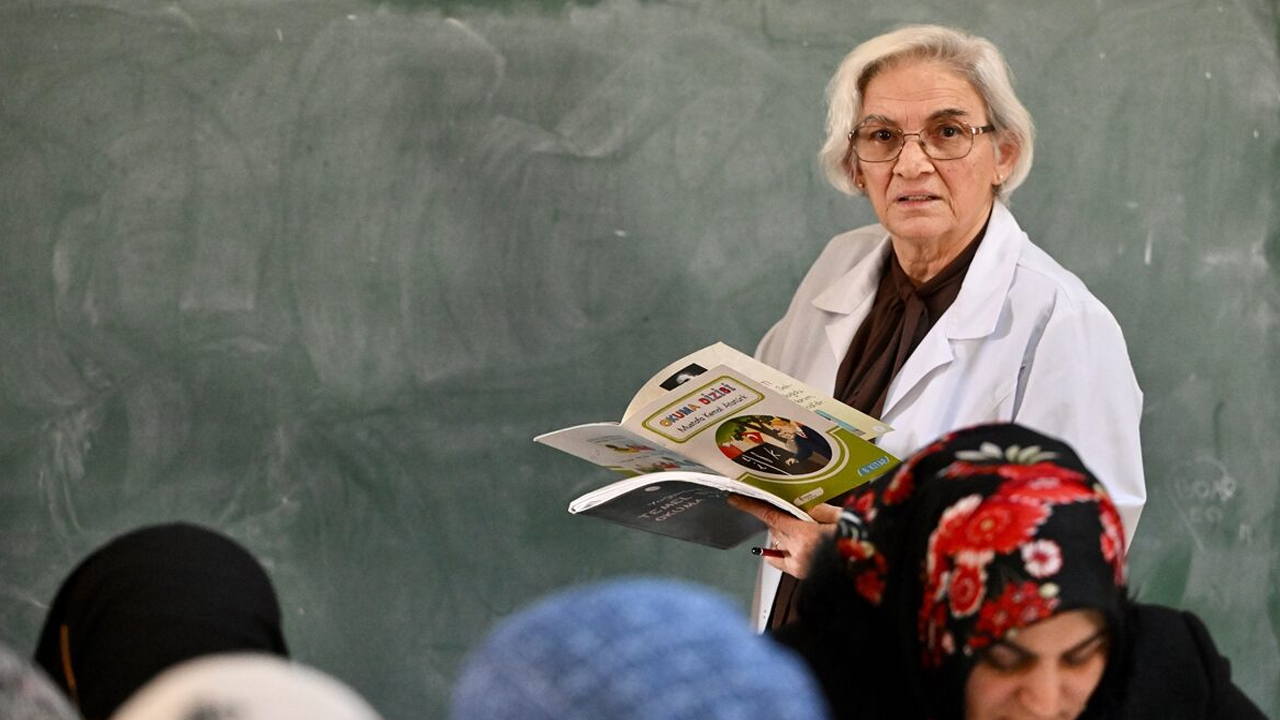 Emekli öğretmenler için kritik çağrı: “Tazminatlar kesilmemeli”