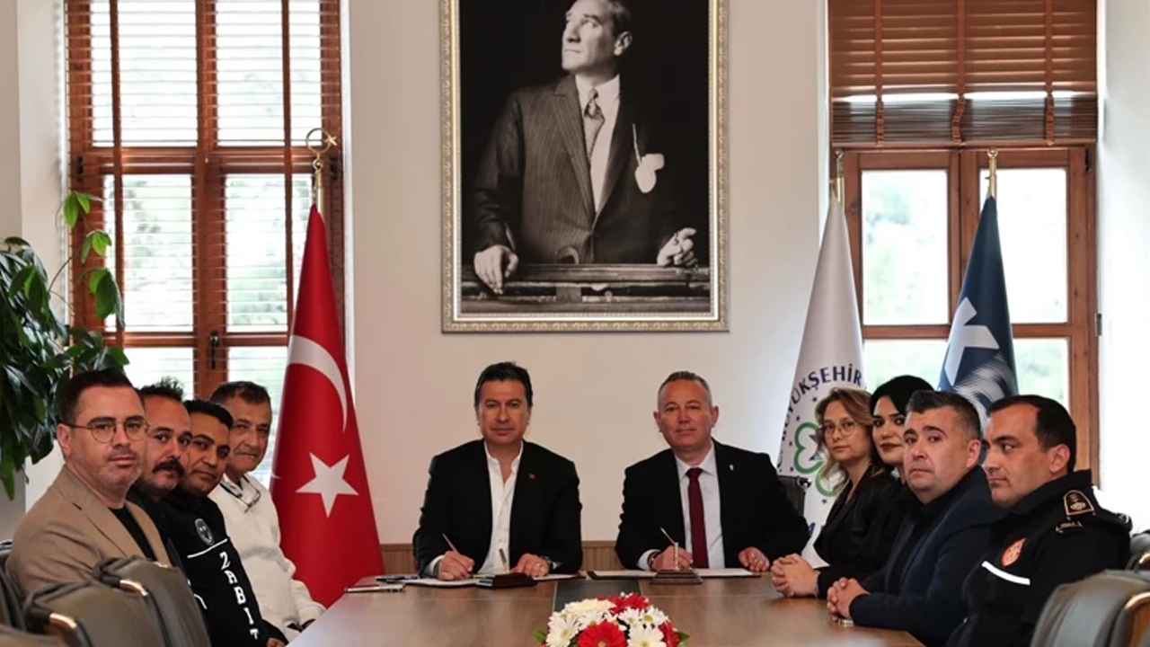 Muğla Büyükşehir’den çalışana büyük destek: Bayram ikramiyesi 15 bin lira oldu