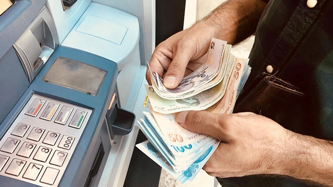 Milyonlarca emekli bu kararı bekliyordu: 8 bin 77 TL’lik seyyanen zamda yeni gelişme