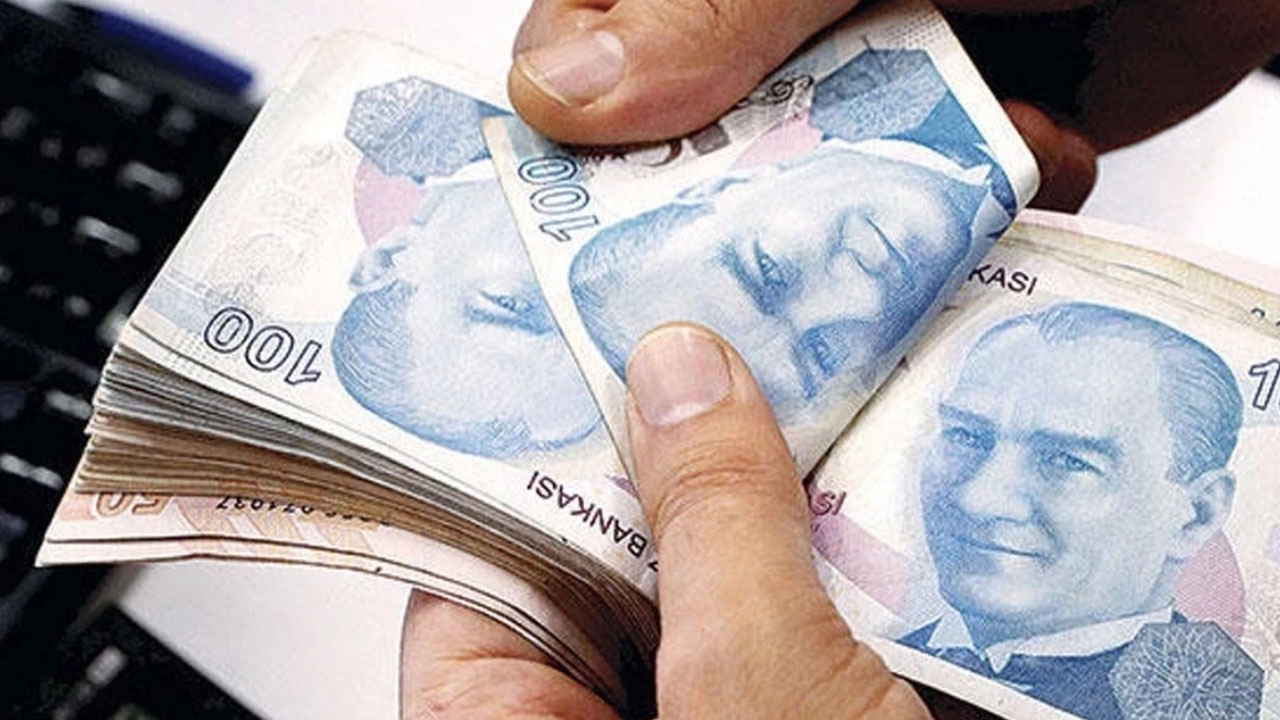 Staj, çıraklık ve kademeli emeklilik bekleyenler dikkat! Özgür Erdursun uyardı