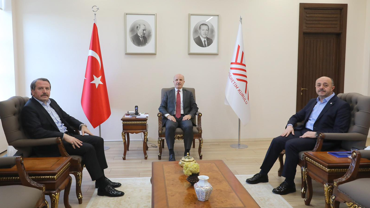 Üniversiteye dönüş yolu açılıyor! YÖK Başkanı Özvar’dan tarihi öğrenci affı açıklaması