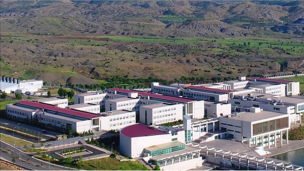 Şırnak Üniversitesi akademik kadro açtı: 9 öğretim üyesi alınacak