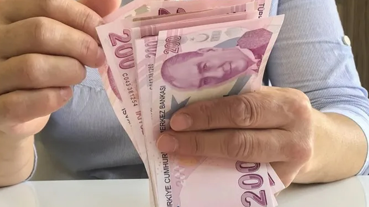 Memurların kaderini değiştirecek 20 madde: Mülakat kalkıyor, maaşlar yeniden düzenleniyor!
